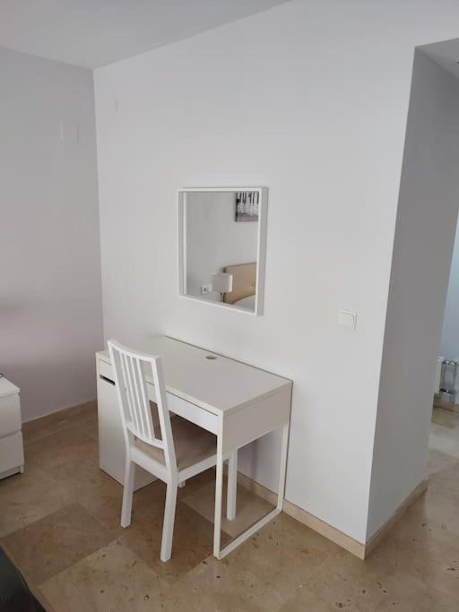 Sunny Guadalmina Apartament *